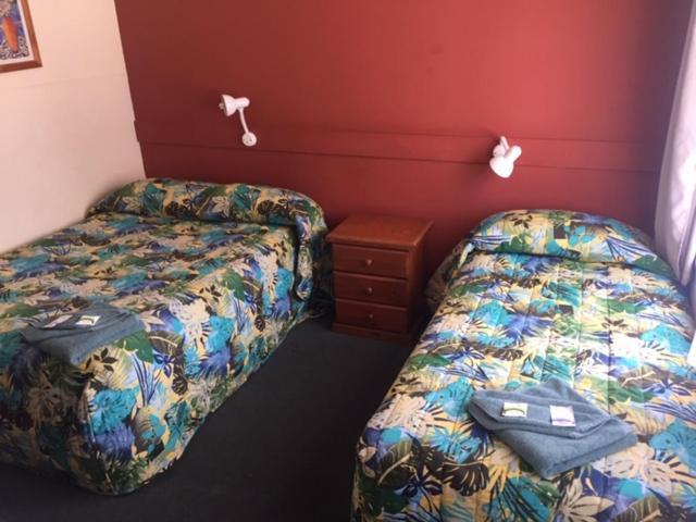 Governors Hill Motel โกลเบิร์น ภายนอก รูปภาพ